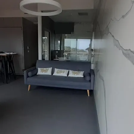 Un Blacon Sur La Saint-Raphaël