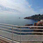 Un Balcon Sur La Saint-Raphaël