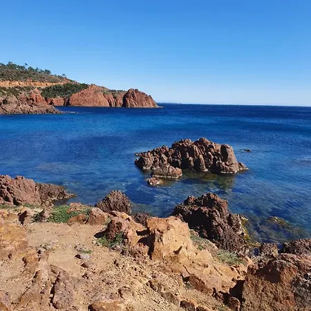 Lägenhet Un Balcon Sur La Saint-Raphaël