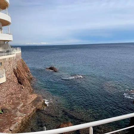 Un Balcon Sur La شقة