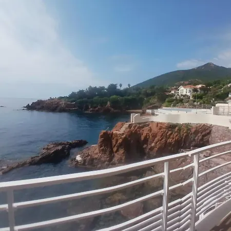 Un Balcon Sur La Lägenhet *
